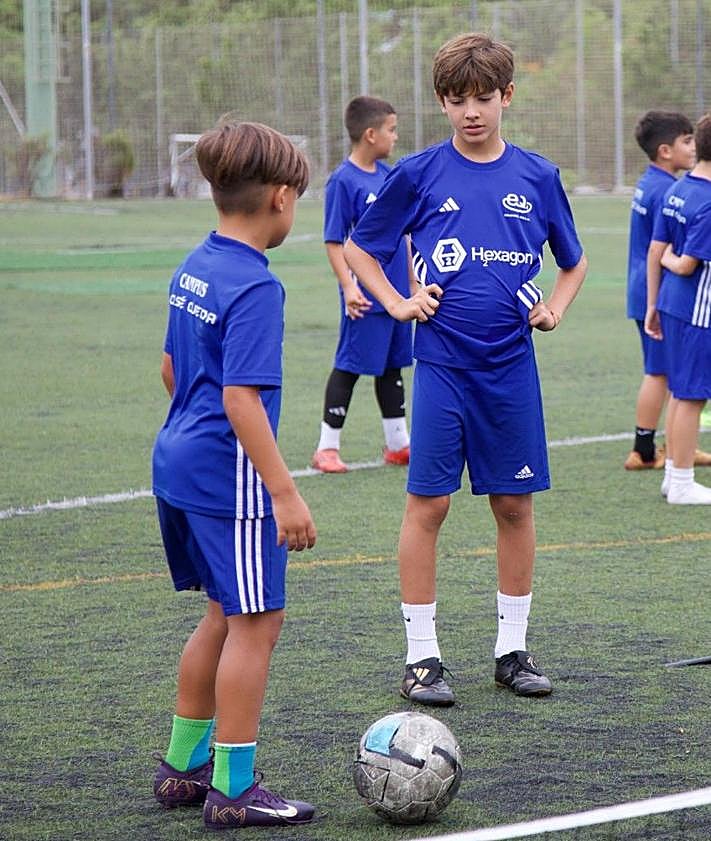 Imagen secundaria 2 - El Campus José Ojeda luce su sello de distinción