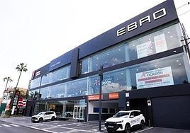 Concesionario en la calle Luis Correa Medina, número 7, Miller Bajo, Las Palmas de Gran Canaria.