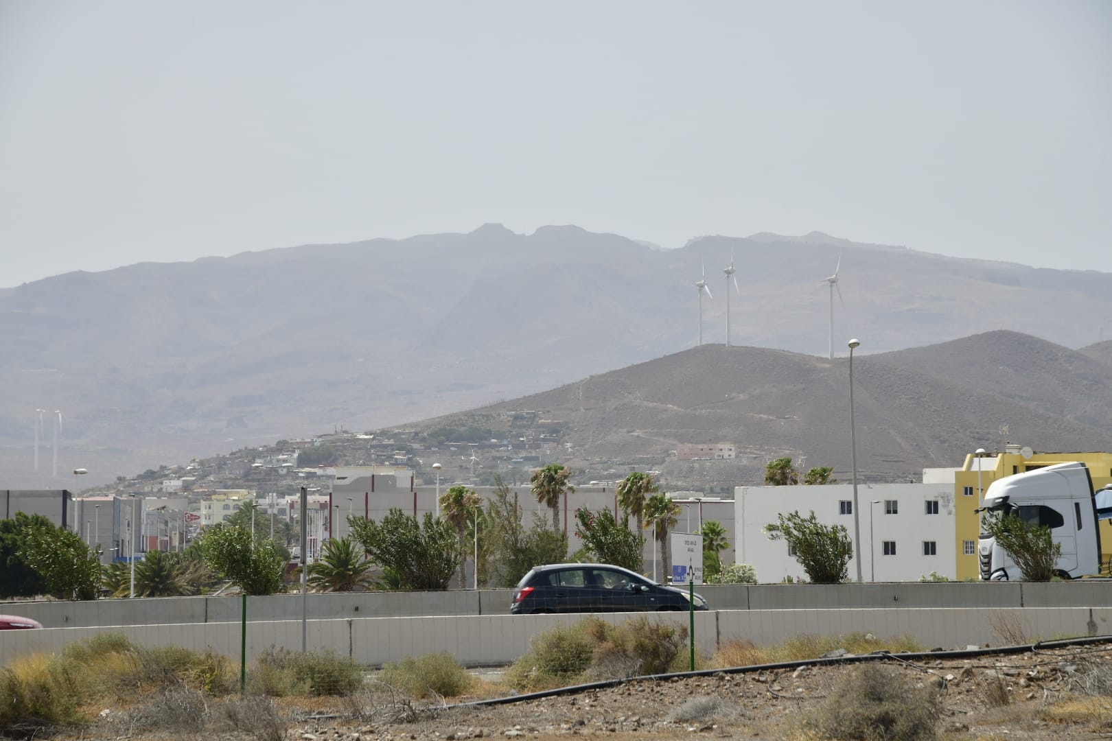El intenso sol y calor se hacen sentir en Gran Canaria