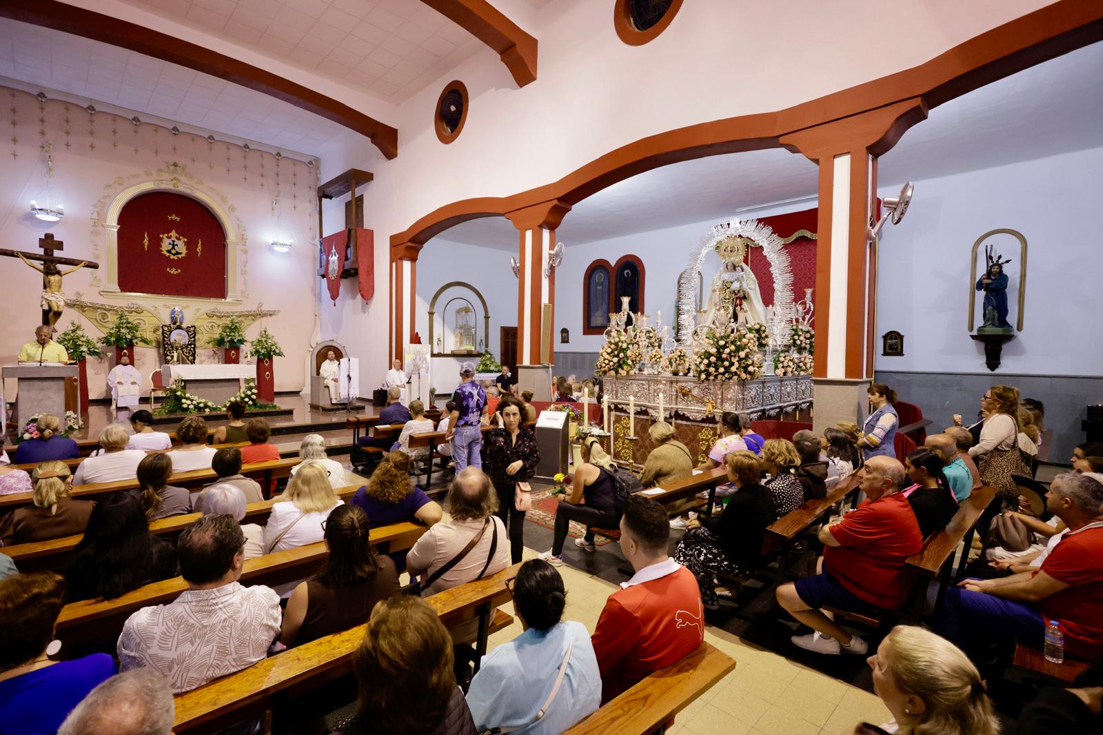 La Isleta se rinde con fervor y devoción a su Virgen del Carmen