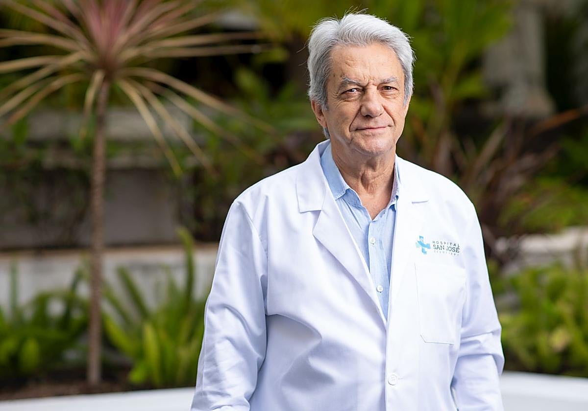 Dr. Juan Jesús Díaz y Díaz, especialista en Traumatología y Cirugía Ortopédica de Hospital San José.
