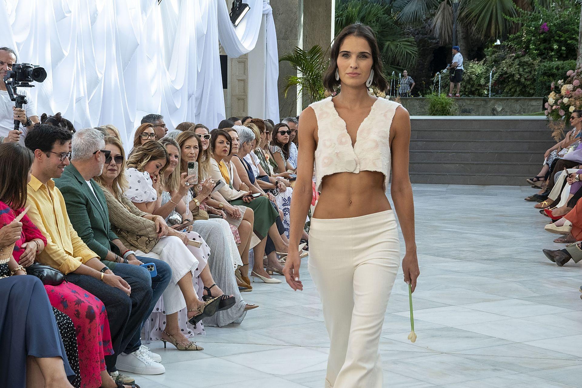 Colección Bridal abre su pasarela en Santa Catalina con talento local y artesanía ucraniana