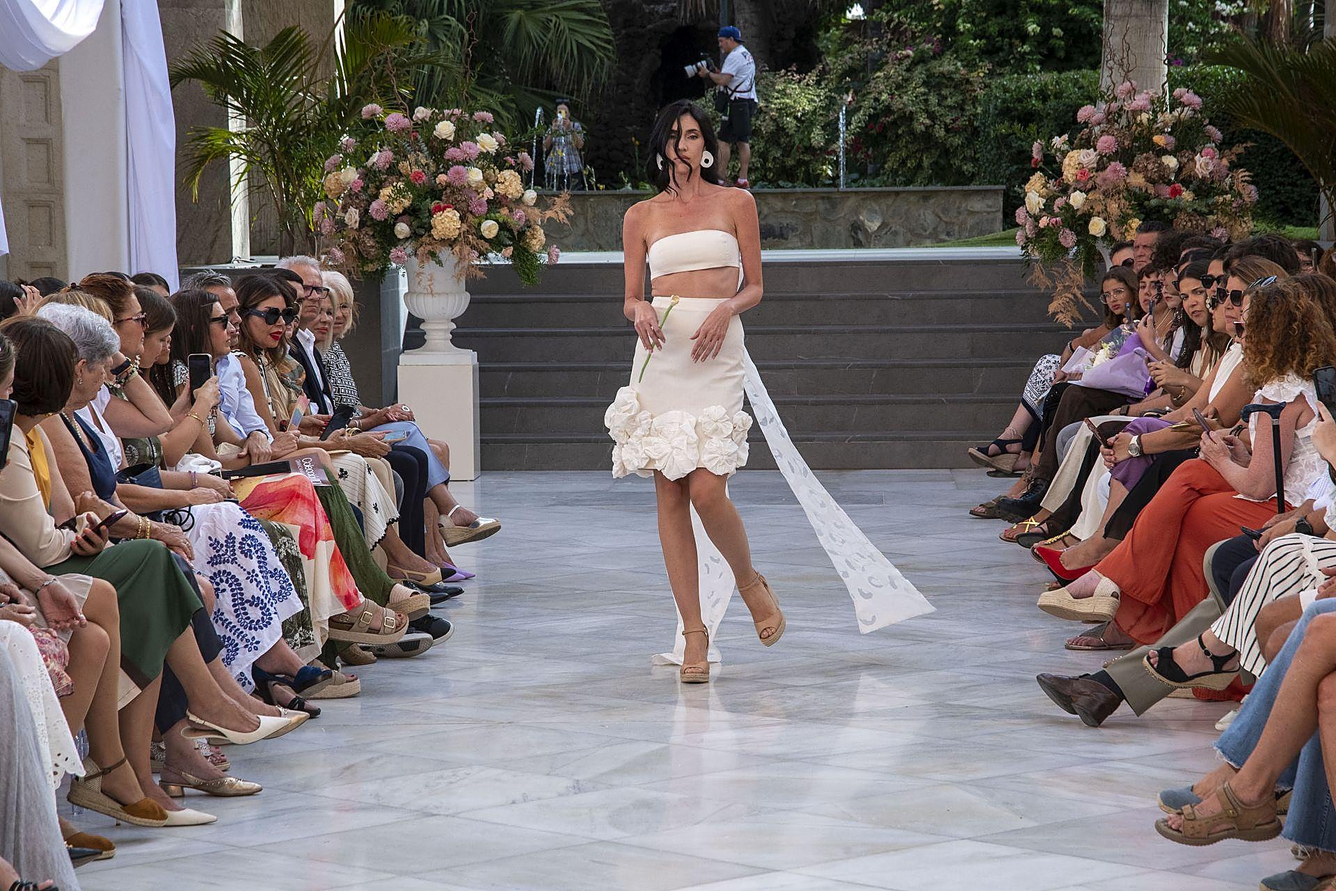 Colección Bridal abre su pasarela en Santa Catalina con talento local y artesanía ucraniana