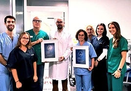 Profesionales del Doctor Negrín que aplican el tratamiento HIFU.