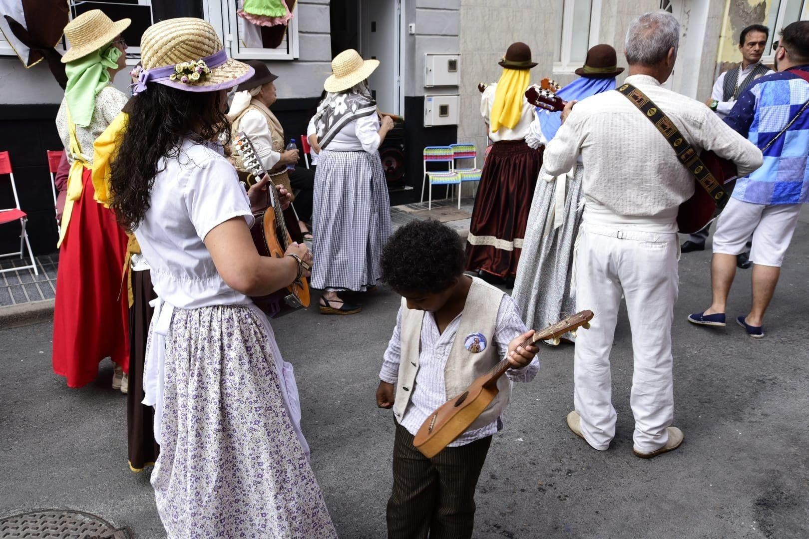 La romería de la Virgen del Carmen en La Isleta, en imágenes