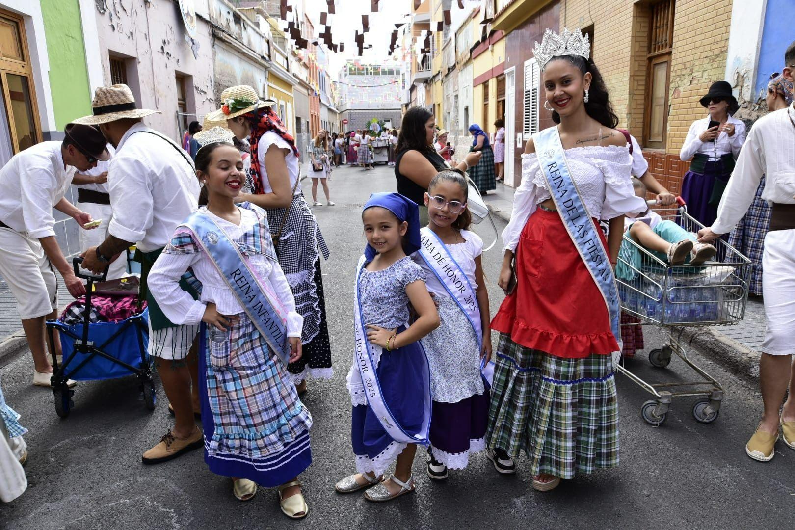 La romería de la Virgen del Carmen en La Isleta, en imágenes