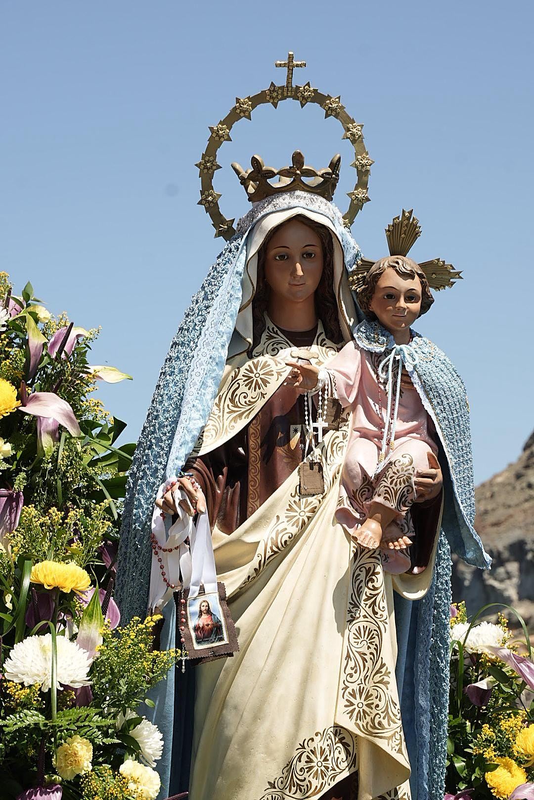 Encuentro de las dos Carmen