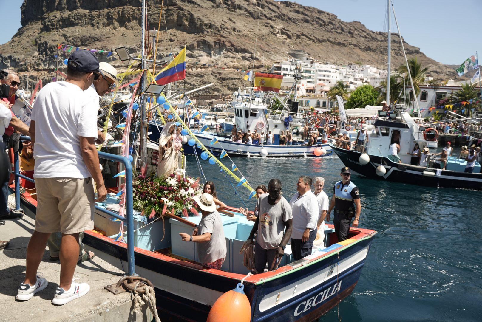 Encuentro de las dos Carmen