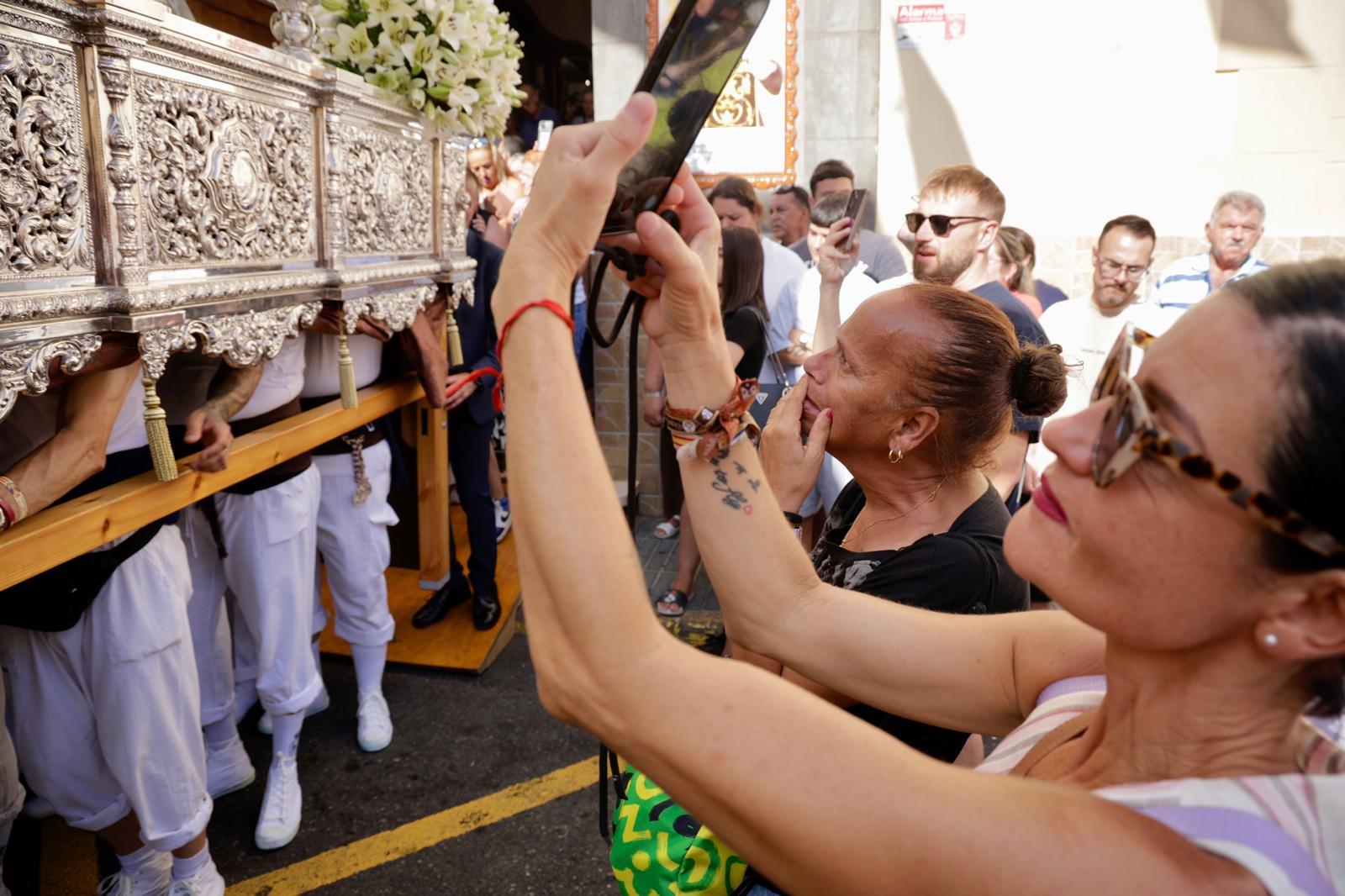 La Isleta se vuelca con la procesión marítima de la Virgen del Carmen