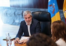 El presidente de Canarias, Fernando Clavijo, en un Consejo de Gobierno.