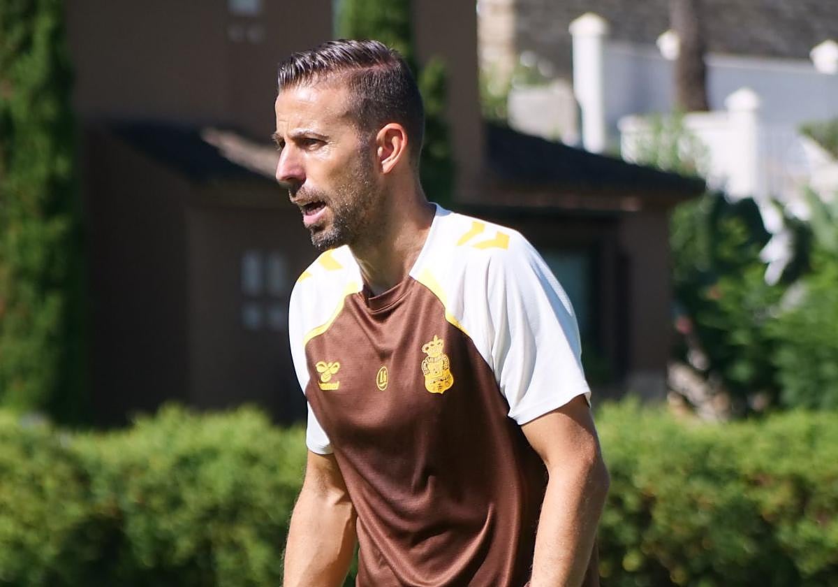 Luis García, en el Atalaya Park donde se está entrenando la UD Las Palmas.