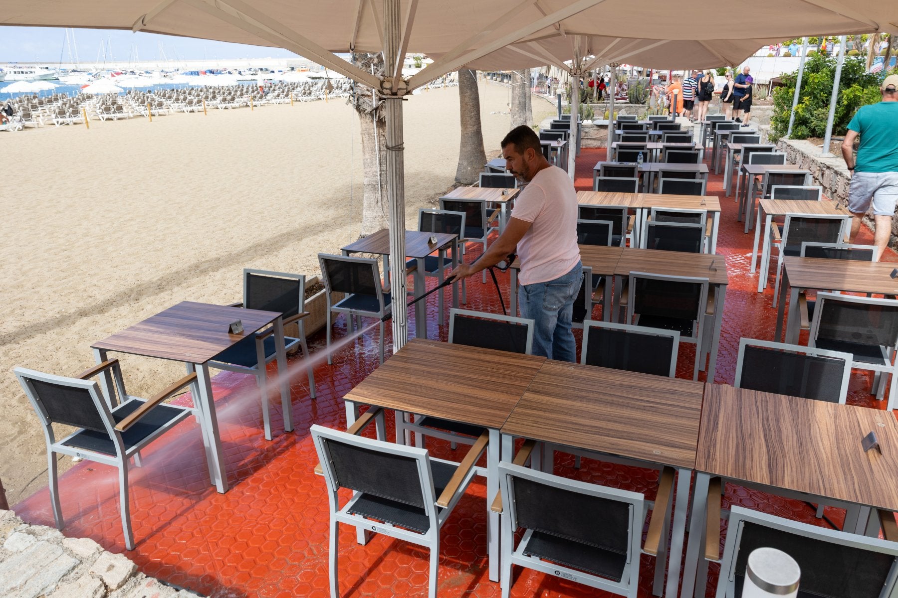 Alguno de los restaurantes situados en primera línea de playa de Puerto Rico.