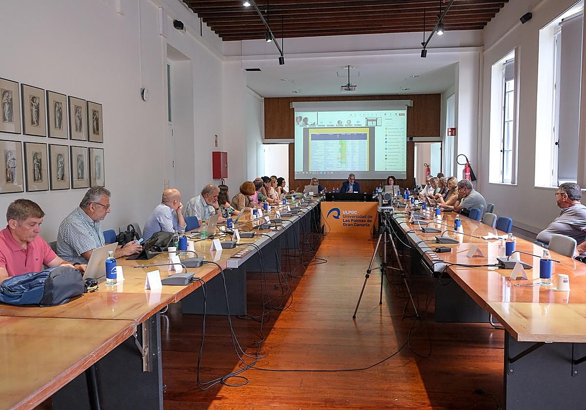Reunión del Consejo de Gobierno de la ULPGC este miércoles.