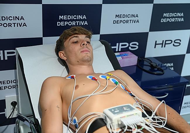 Reconocimiento médico de Lorenzo Amatucci.