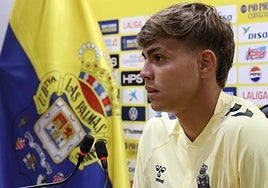 Jeremía Recoba, durante su presentación.