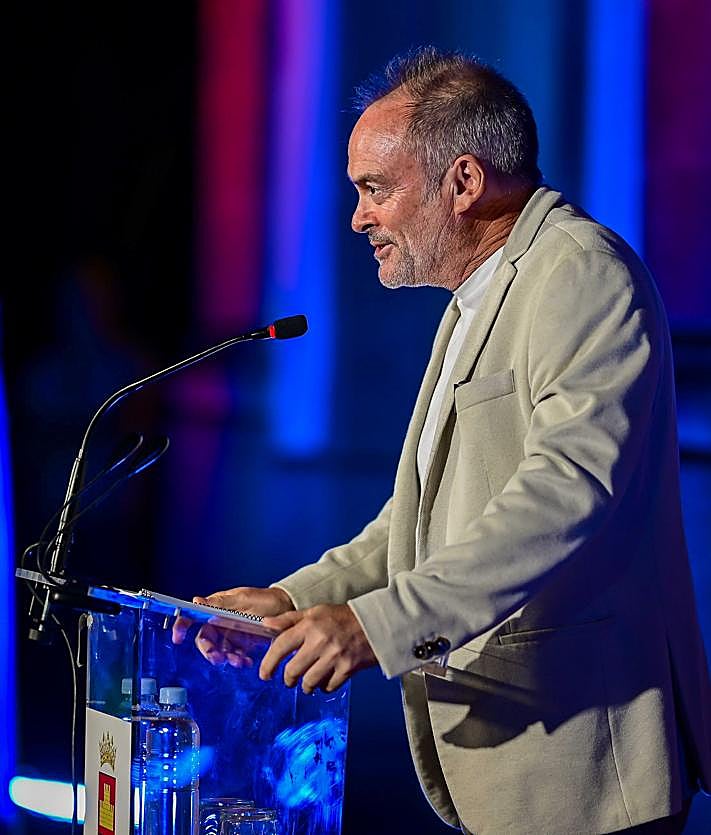 Imagen secundaria 2 - Nacho González Oramas pregona las fiestas en Agaete, su casa y su «refugio de felicidad»