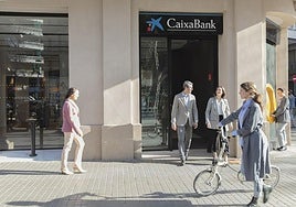 CaixaBank concede más de 330 millones en hipotecas durante el primer semestre de 2025 en Canarias