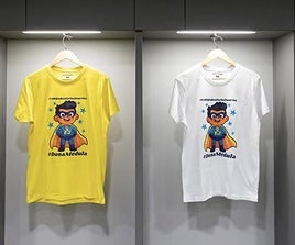 Las camisetas que lucirán los onces iniciales en el derbi del sábado.