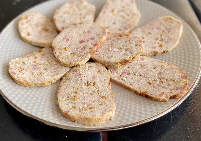 Rollo de carne trufado