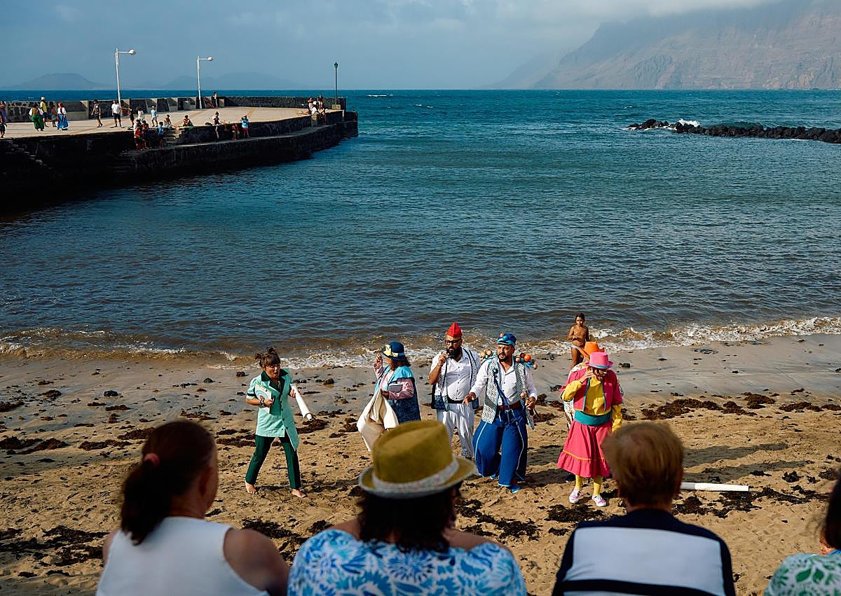 Imagen secundaria 1 - &#039;Costas afortunadas&#039; llega a Lanzarote y La Graciosa en su recorrido por el litoral canario