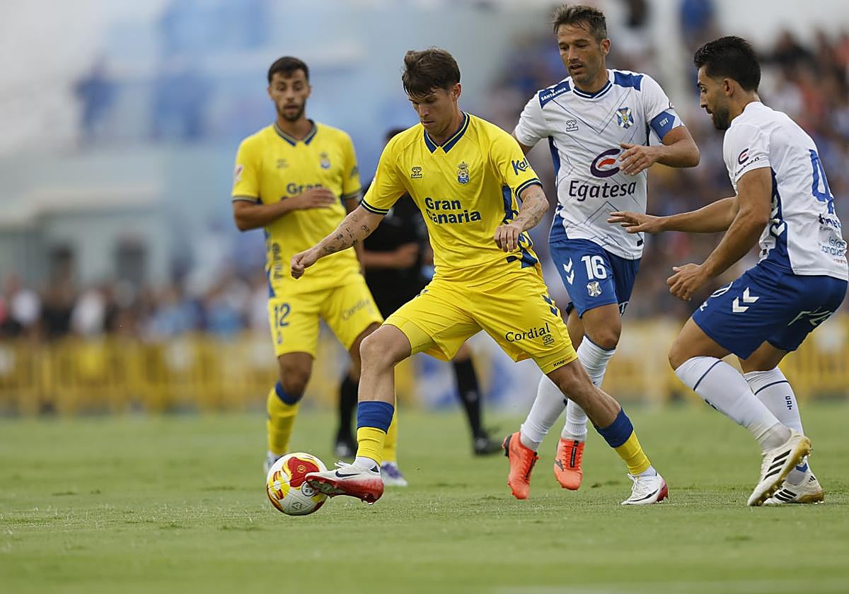 Marc Cardona, durante el choque del pasado sábado en La Orotava.