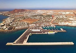 Playa Blanca, desde la zona portuaria.