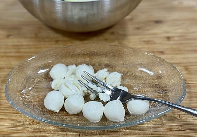 Trituramos la mozzarella