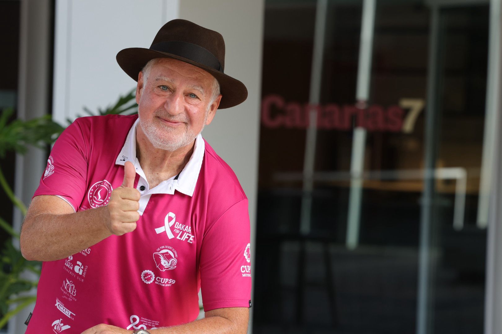 Lesmes, pulgar hacia arriba, hablando de sus nuevos retos.