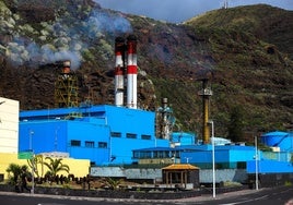 Imagen de una central eléctrica canaria.