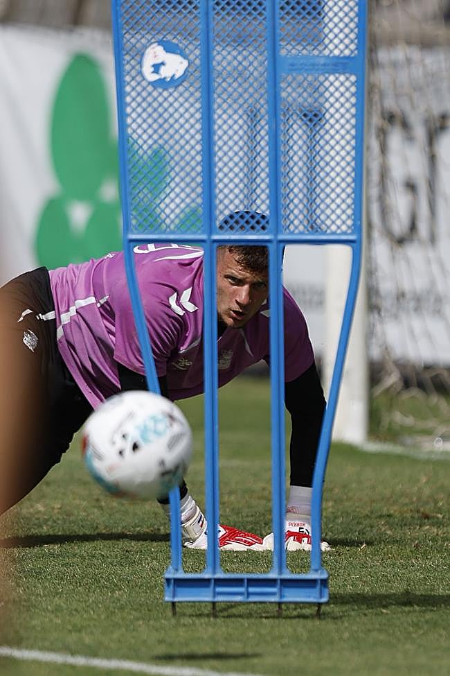 Horkas, indiscutible bajo palos.