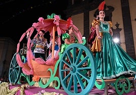 Desfile de Carrozas de Guía en años anteriores.