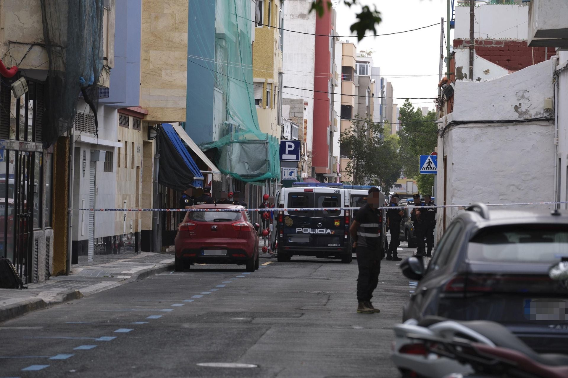 Así fue el registro antidrogas en la calle Molino de Viento