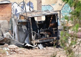 Imagen del coche quemado