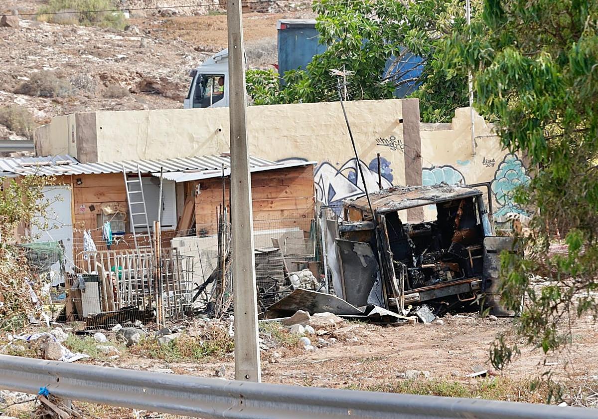 Detenida una mujer por supuestamente provocar un incendio y acabar con la vida de un hombre en Telde