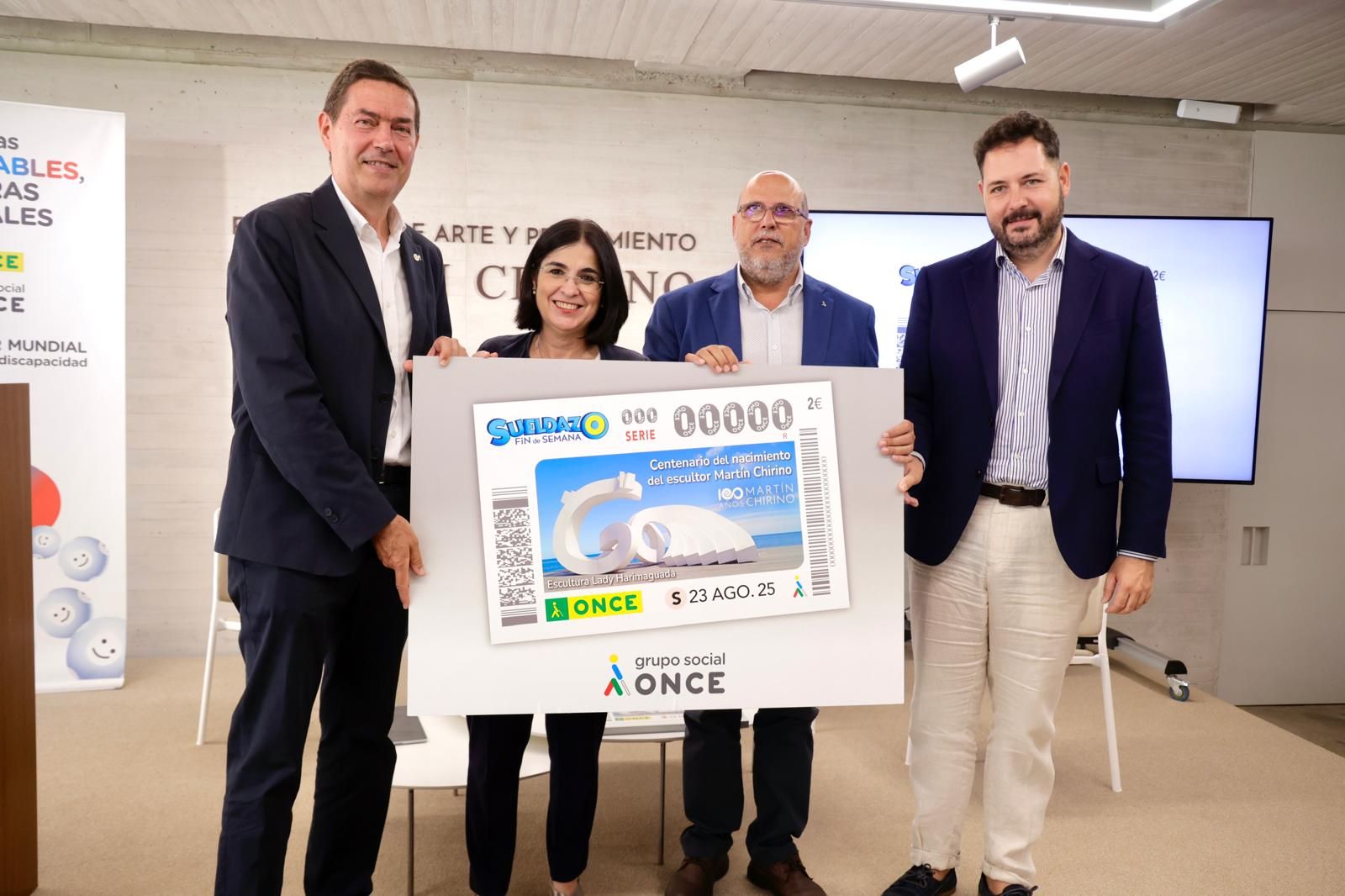 De izquierda a derecha, Eduardo Rodríguez, Carolina Darias, José Antonio López y Josué Íñiguez, en la presentación del cupón de la Once.