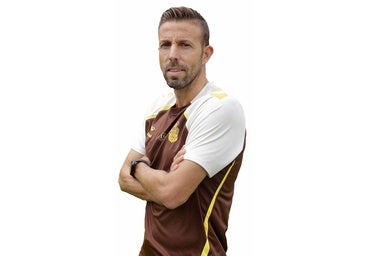 Luis García, una apuesta atrevida para liderar el proyecto de ascenso a Primera