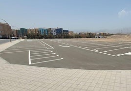 Nueva zona de aparcamientos en Arinaga.