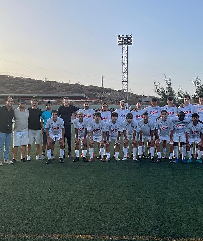 Imagen secundaria 2 - El Carrizal inmortaliza a Juan Guedes con la 52ª edición de su Memorial