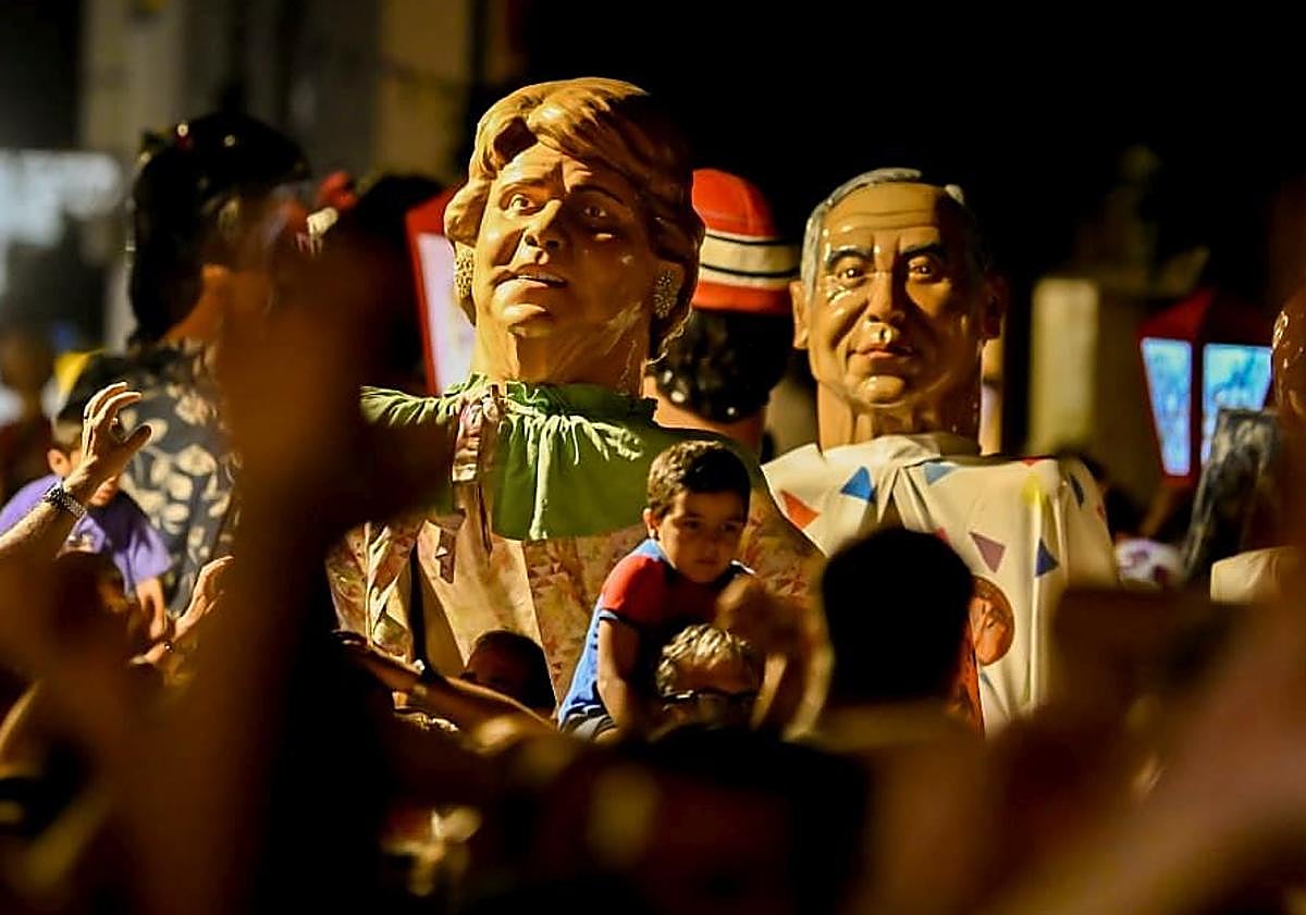 Imagen principal - La Retreta de Puerto de Las Nieves despide con baile las fiestas en Agaete