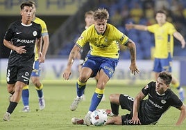 Recoba, durante el encuentro frente al Andorra.