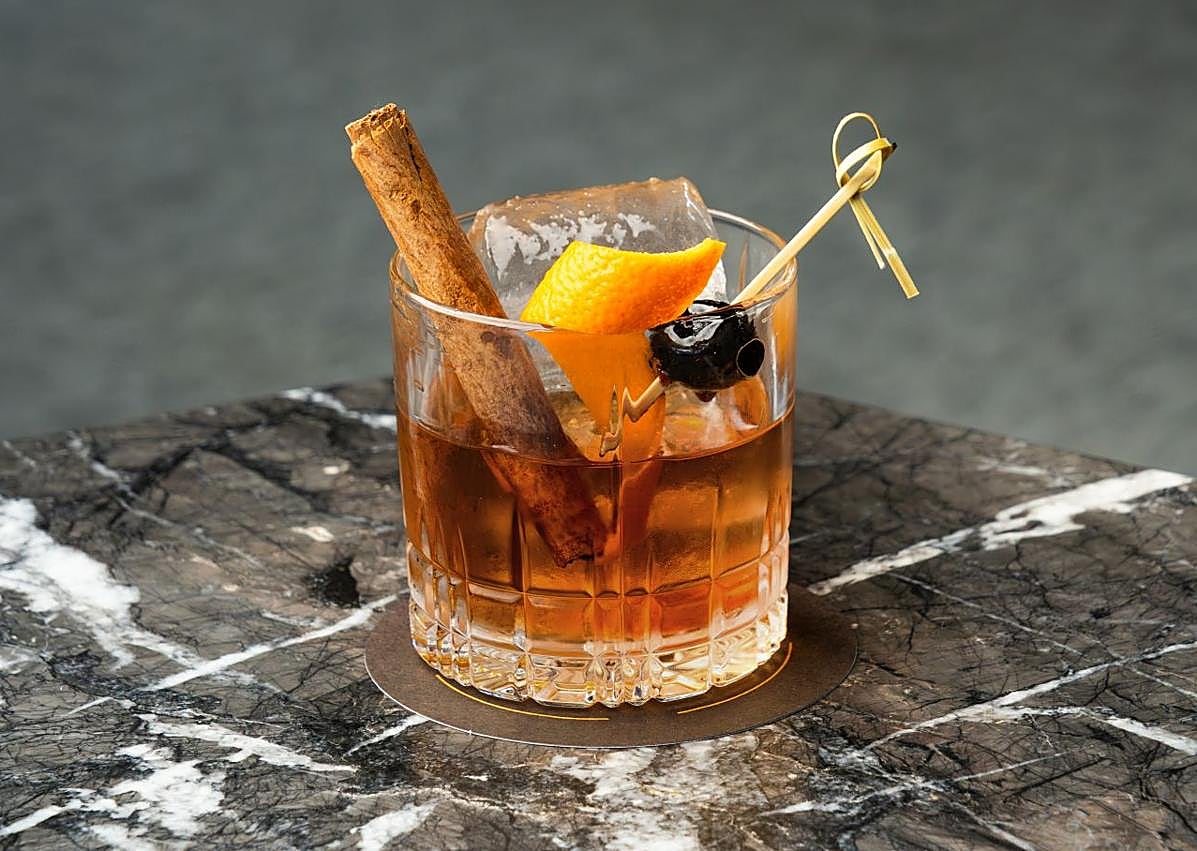 Imagen secundaria 1 - Lopesan apuesta por una coctelería de vanguardia con producto kilómetros cero