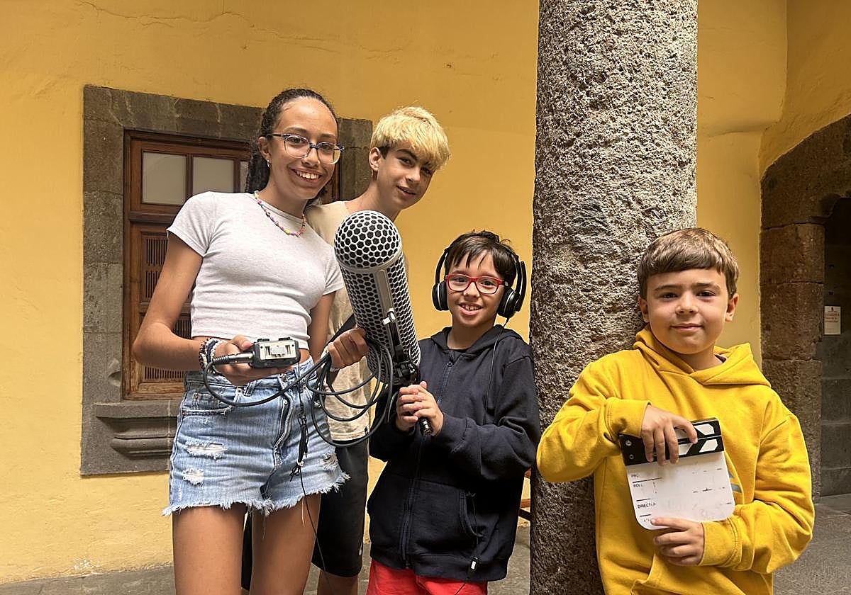 Algunos participantes en el taller de cine de la Casa de Colón.