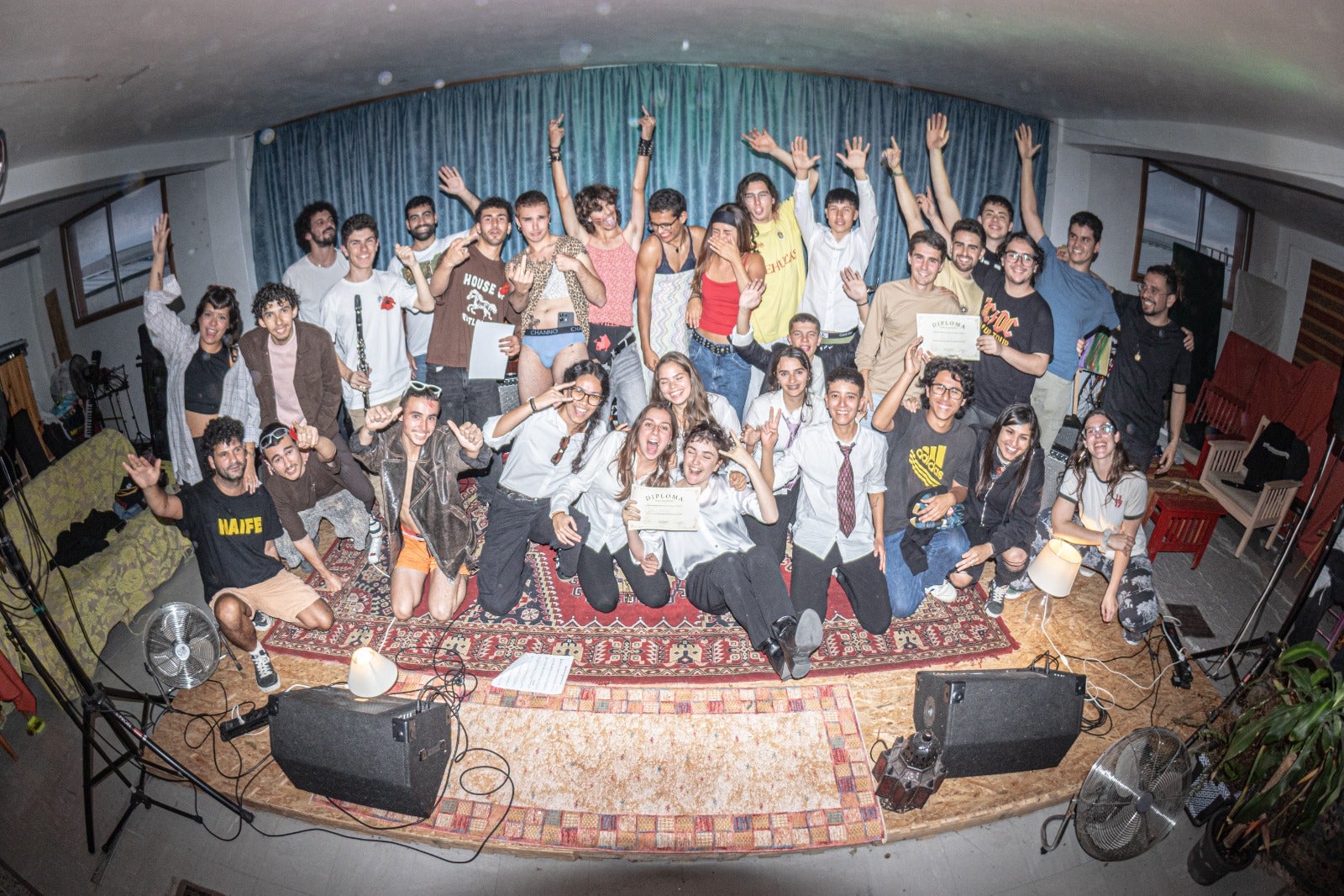 Imagen del concurso de bandas en la Sala Faro.
