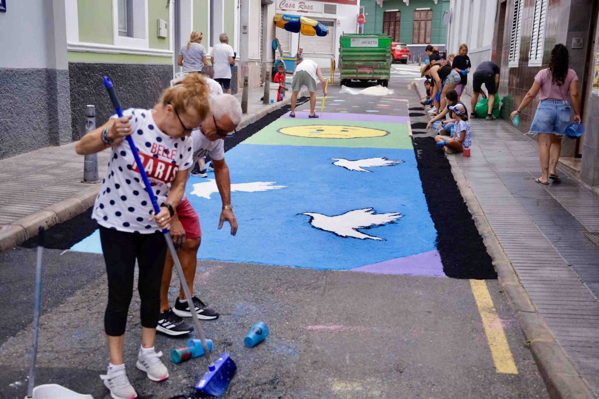 Alfombras para celebrar las fiestas de San Pío X en La Isleta