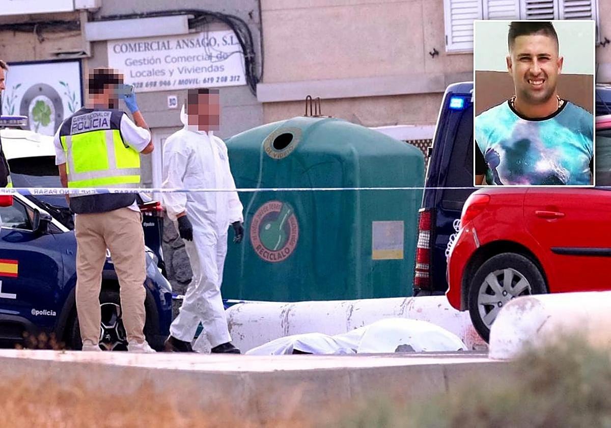 La víctima yace en el suelo tras ser tiroteado en el barrio teldense de en San José de Las Longueras.