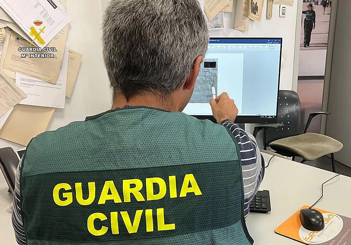 La benemérita investiga los fraudes y estafas perpetrados a través del uso de documentos oficiales manipulados.