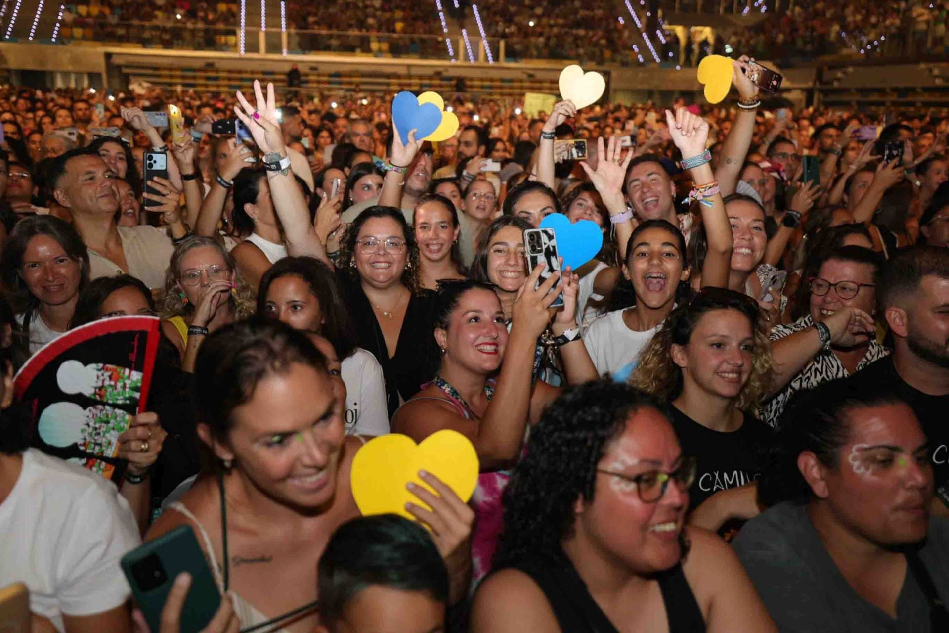 Camilo conquista a &#039;La Tribu&#039; en el Gran Canaria Arena