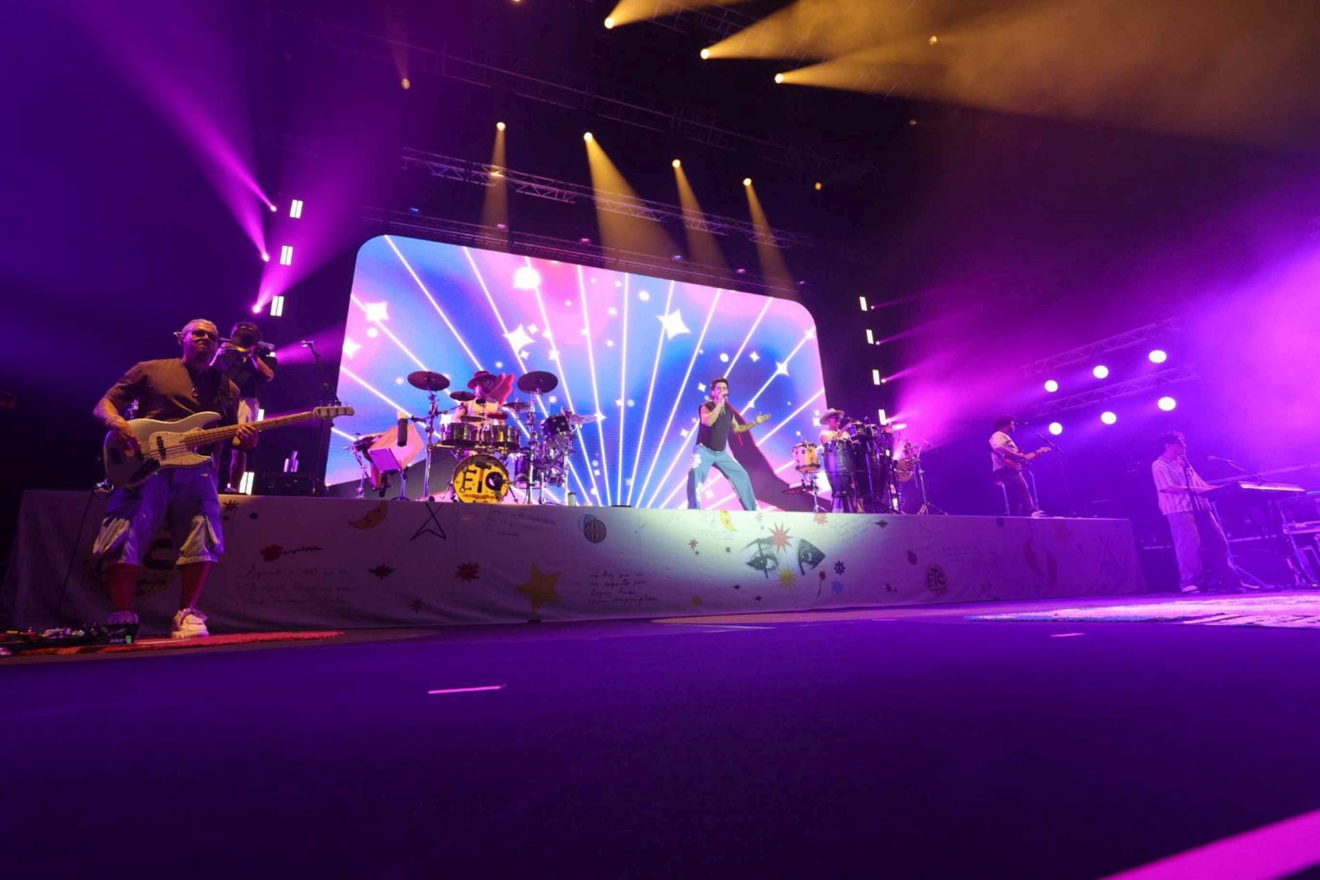 Camilo conquista a &#039;La Tribu&#039; en el Gran Canaria Arena