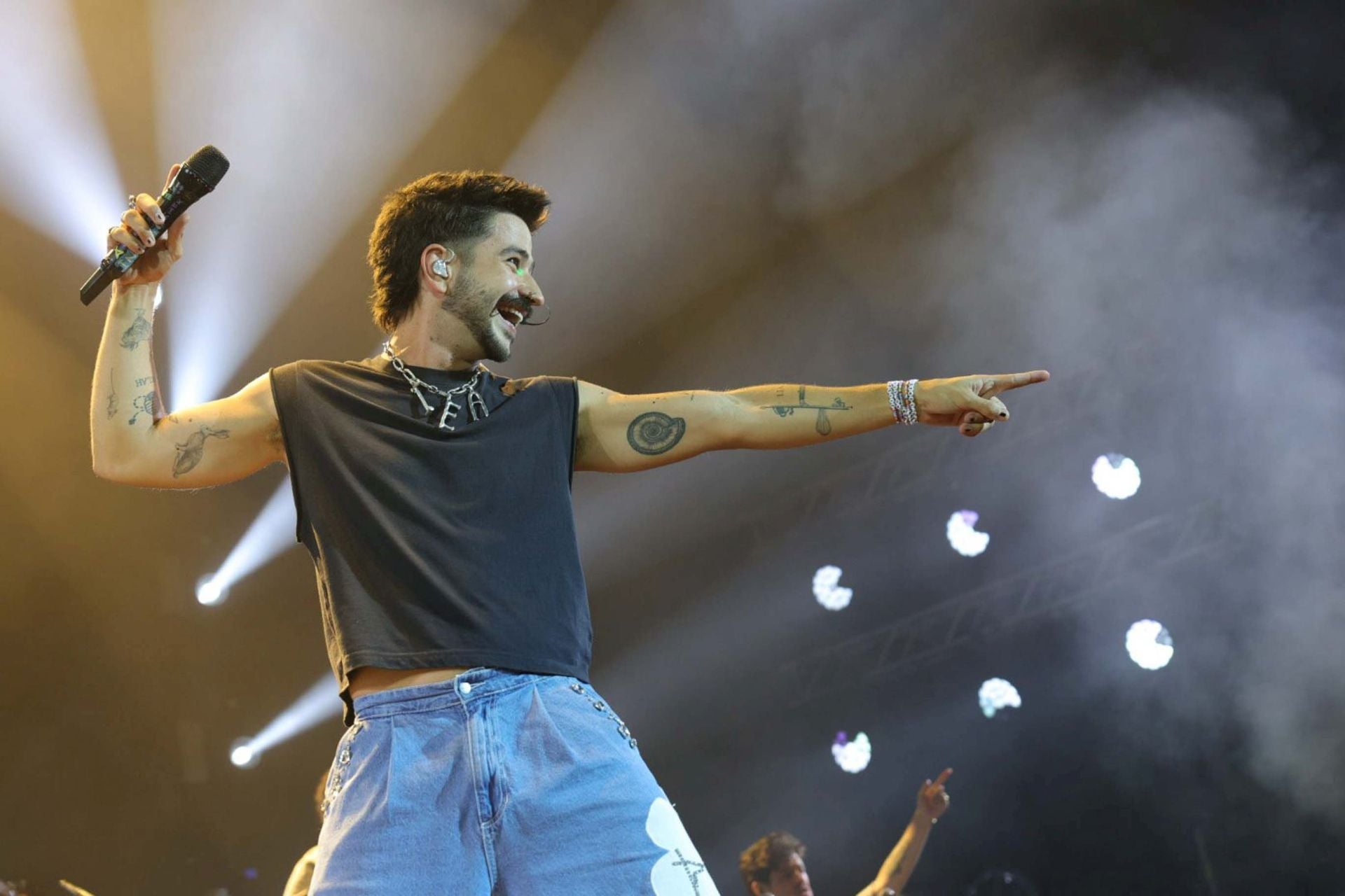 Camilo conquista a &#039;La Tribu&#039; en el Gran Canaria Arena