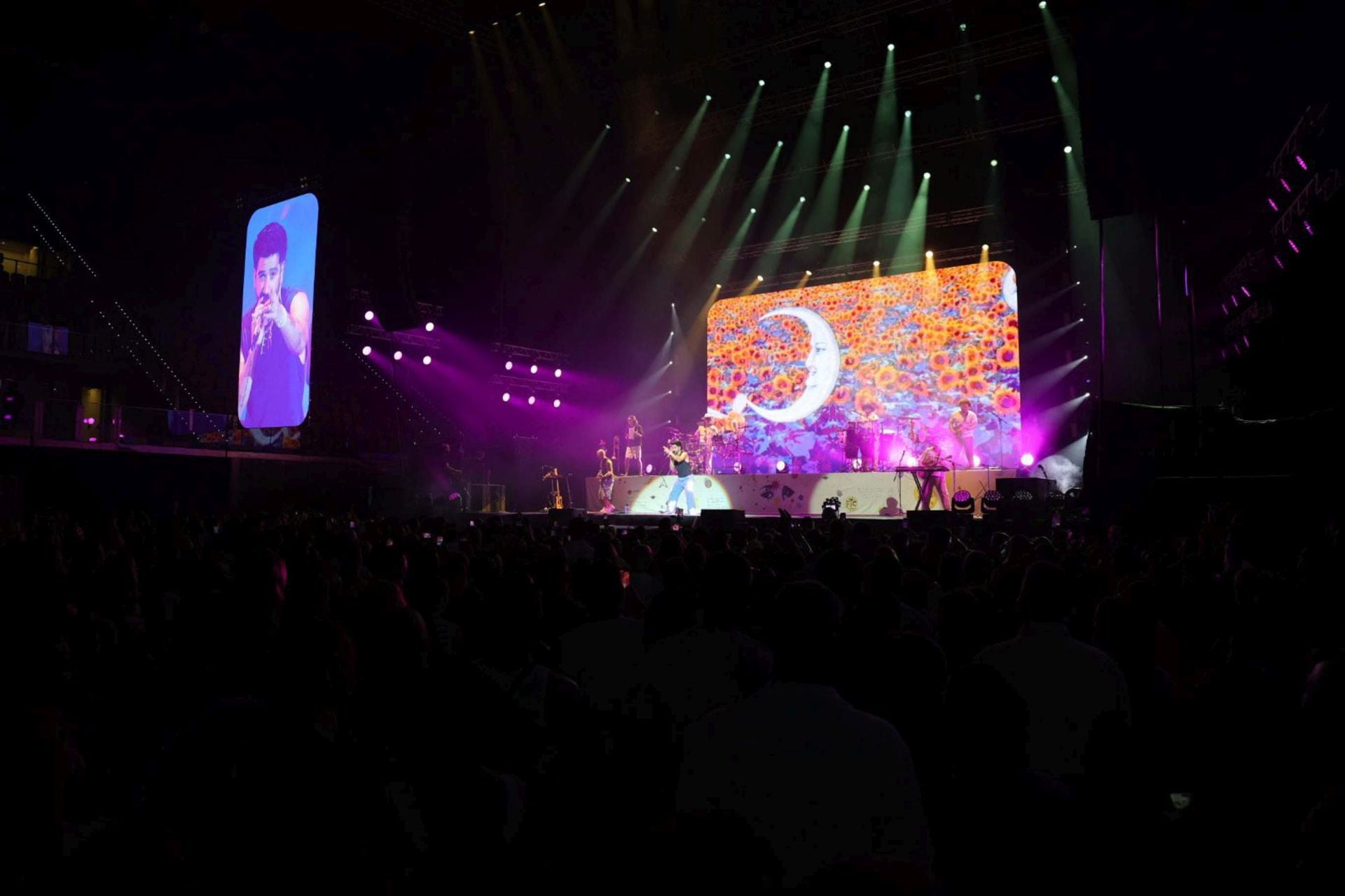 Camilo conquista a &#039;La Tribu&#039; en el Gran Canaria Arena